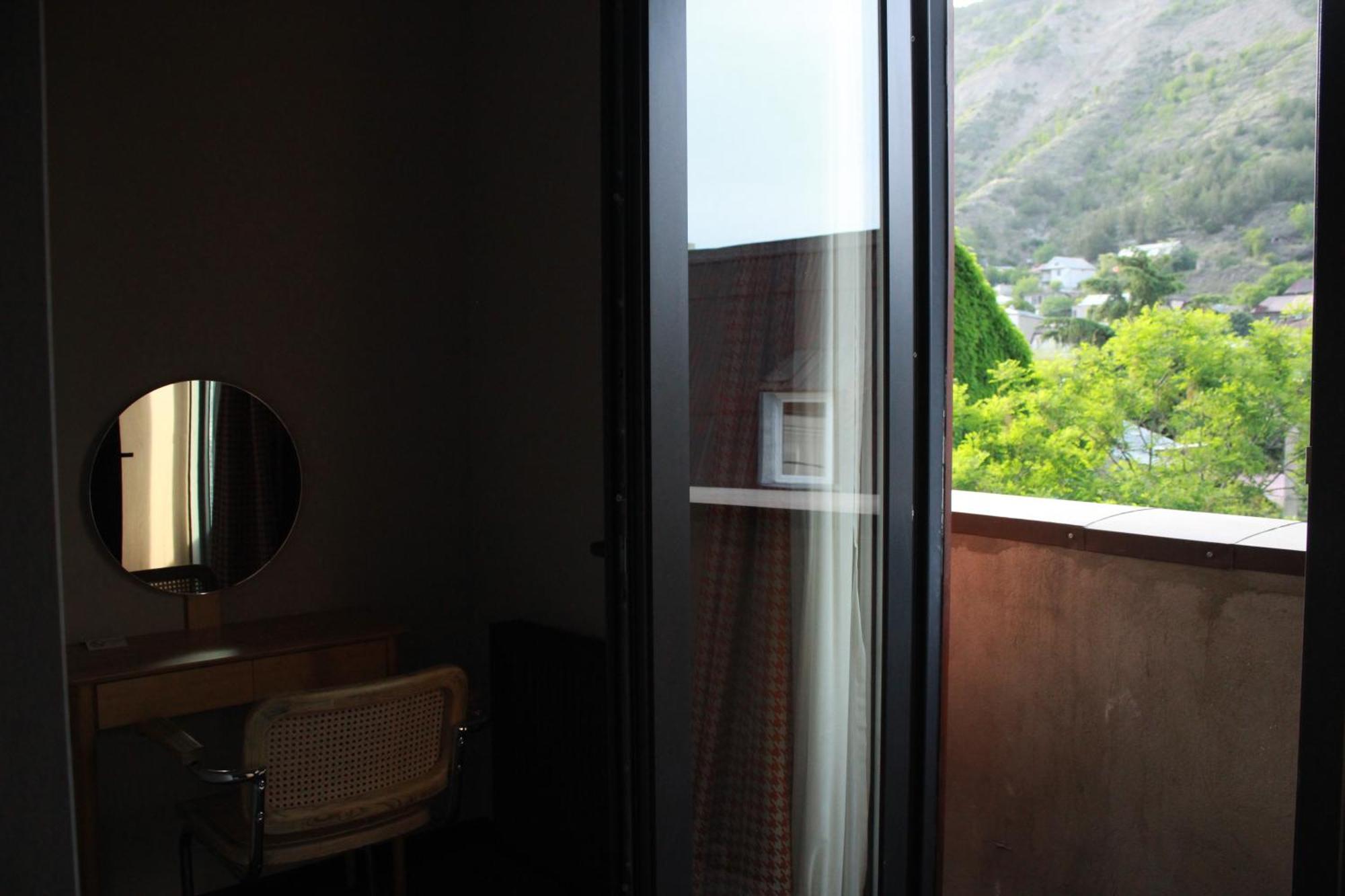 Margot Sololaki Hotel Tbilisi Quarto foto